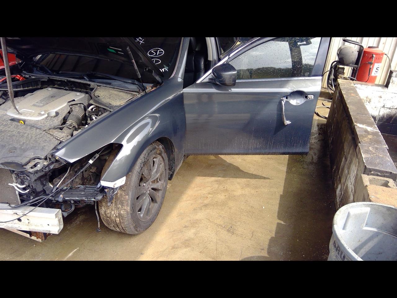 https://f005.backblazeb2.com/file/img-partshotlines-com/Inventory/EX638/Vehicle/12937_02.jpg