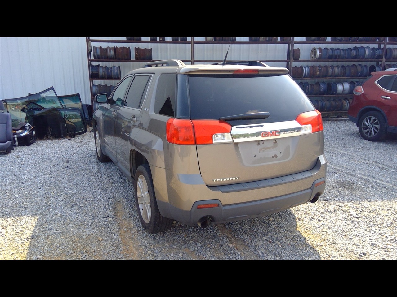https://f005.backblazeb2.com/file/img-partshotlines-com/Inventory/EX638/Vehicle/13111_04.jpg