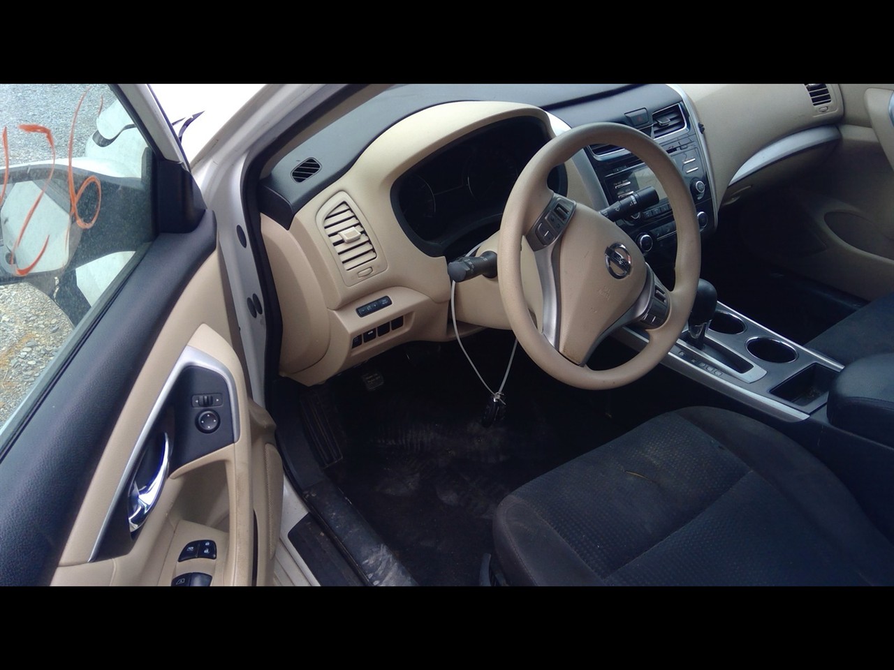 https://f005.backblazeb2.com/file/img-partshotlines-com/Inventory/EX638/Vehicle/13250_09.jpg