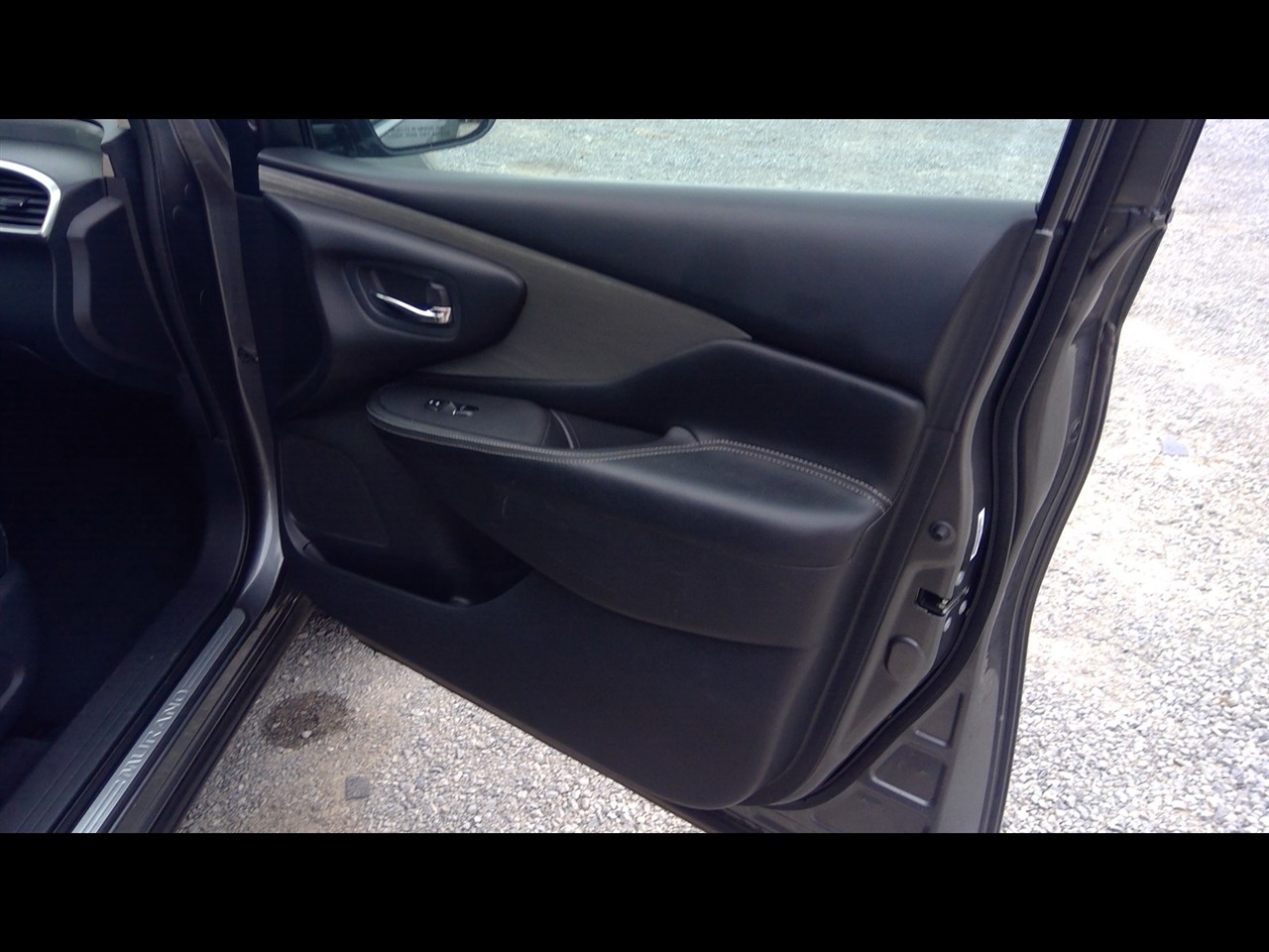 https://f005.backblazeb2.com/file/img-partshotlines-com/Inventory/EX638/Vehicle/13251_04.jpg