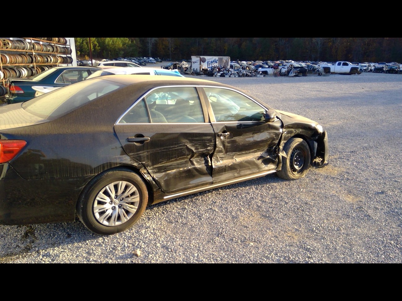https://f005.backblazeb2.com/file/img-partshotlines-com/Inventory/EX638/Vehicle/13314_05.jpg