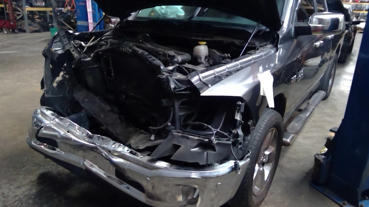 https://f005.backblazeb2.com/file/img-partshotlines-com/Inventory/EX638/Vehicle/13375_01.jpg