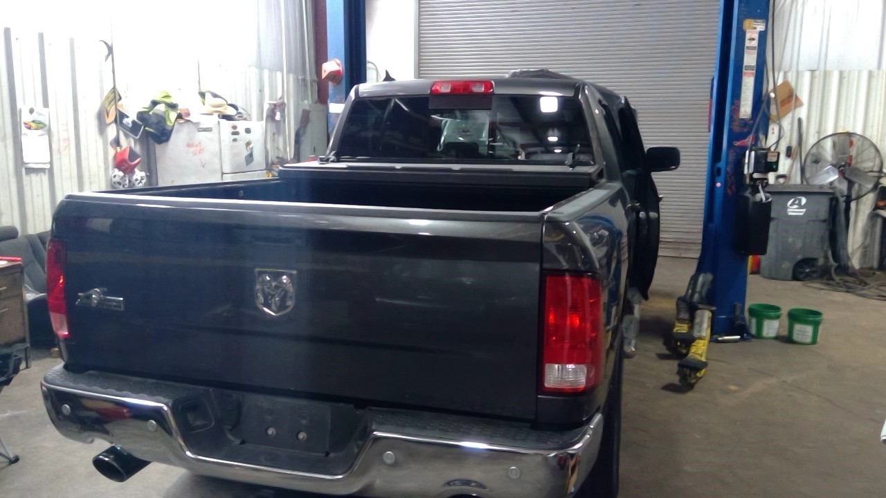 https://f005.backblazeb2.com/file/img-partshotlines-com/Inventory/EX638/Vehicle/13375_03.jpg