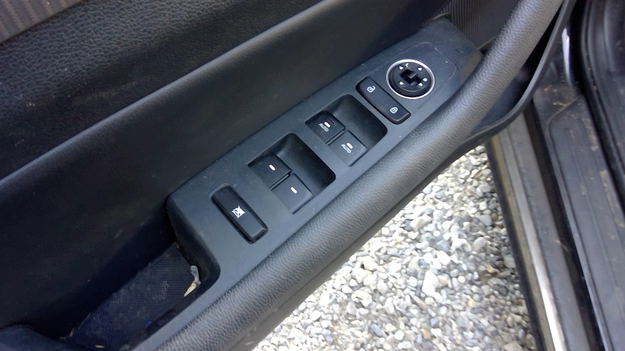 https://f005.backblazeb2.com/file/img-partshotlines-com/Inventory/EX638/Vehicle/13460_04.jpg