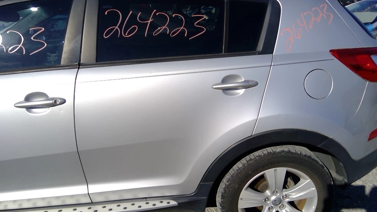 https://f005.backblazeb2.com/file/img-partshotlines-com/Inventory/EX638/Vehicle/13544_12.jpg