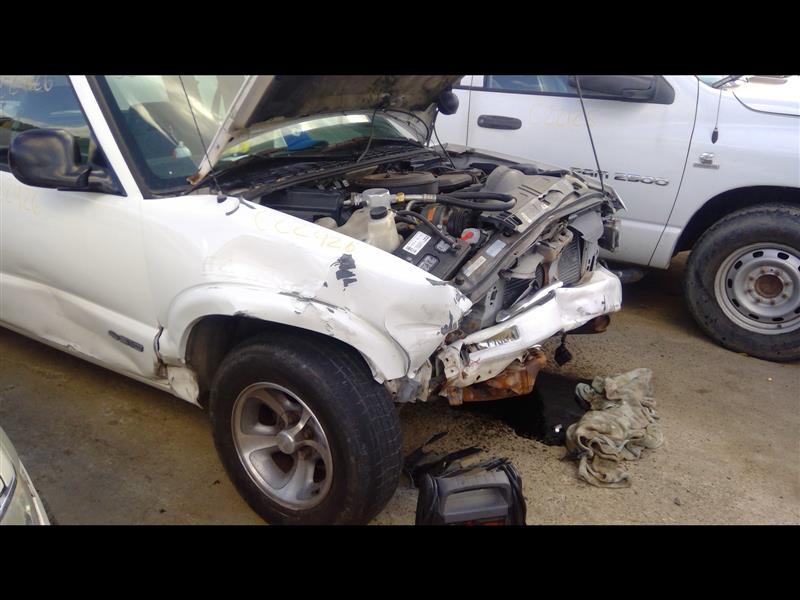 https://f005.backblazeb2.com/file/img-partshotlines-com/Inventory/EX641/Vehicle/19976_04.jpg