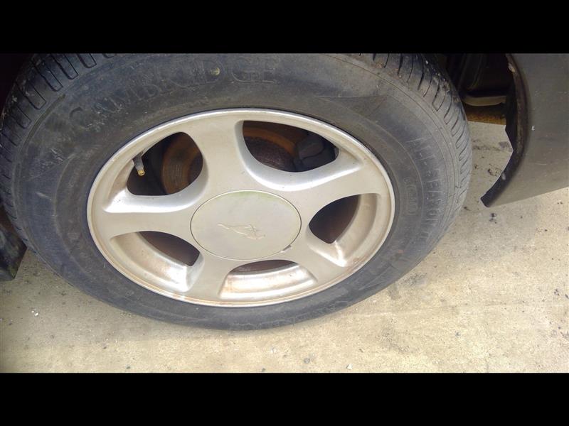 https://f005.backblazeb2.com/file/img-partshotlines-com/Inventory/EX641/Vehicle/22126_07.jpg