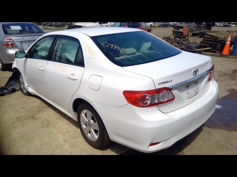 https://f005.backblazeb2.com/file/img-partshotlines-com/Inventory/EX641/Vehicle/22170_05.jpg