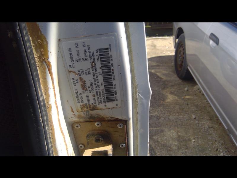 https://f005.backblazeb2.com/file/img-partshotlines-com/Inventory/EX641/Vehicle/22214_01.jpg