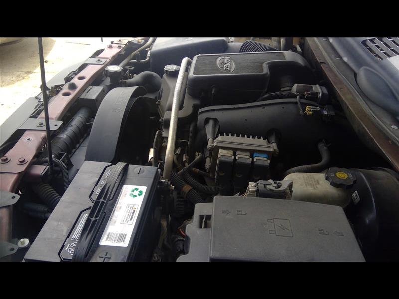 https://f005.backblazeb2.com/file/img-partshotlines-com/Inventory/EX641/Vehicle/22320_02.jpg