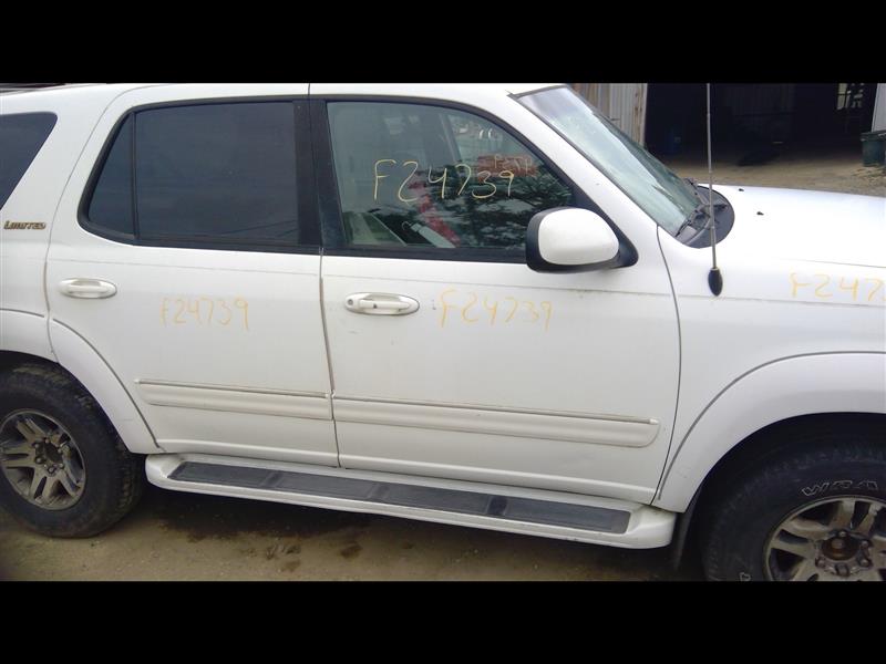 https://f005.backblazeb2.com/file/img-partshotlines-com/Inventory/EX641/Vehicle/22426_09.jpg