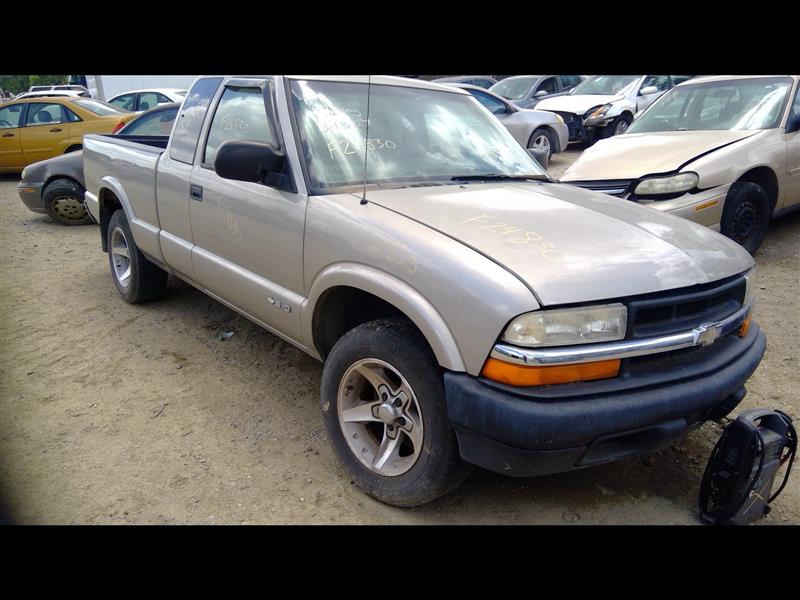 https://f005.backblazeb2.com/file/img-partshotlines-com/Inventory/EX641/Vehicle/22449_07.jpg