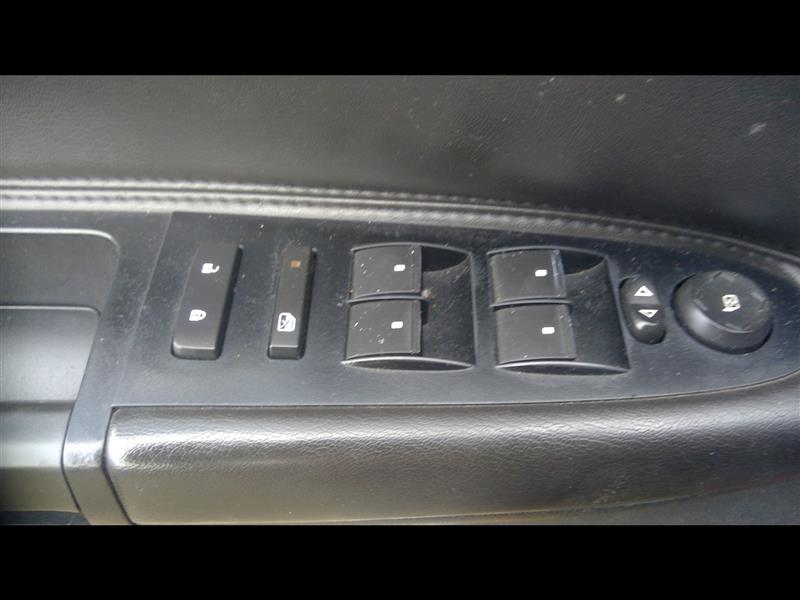 https://f005.backblazeb2.com/file/img-partshotlines-com/Inventory/EX641/Vehicle/22534_03.jpg