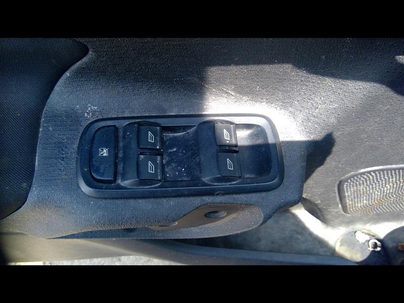 https://f005.backblazeb2.com/file/img-partshotlines-com/Inventory/EX641/Vehicle/22587_03.jpg
