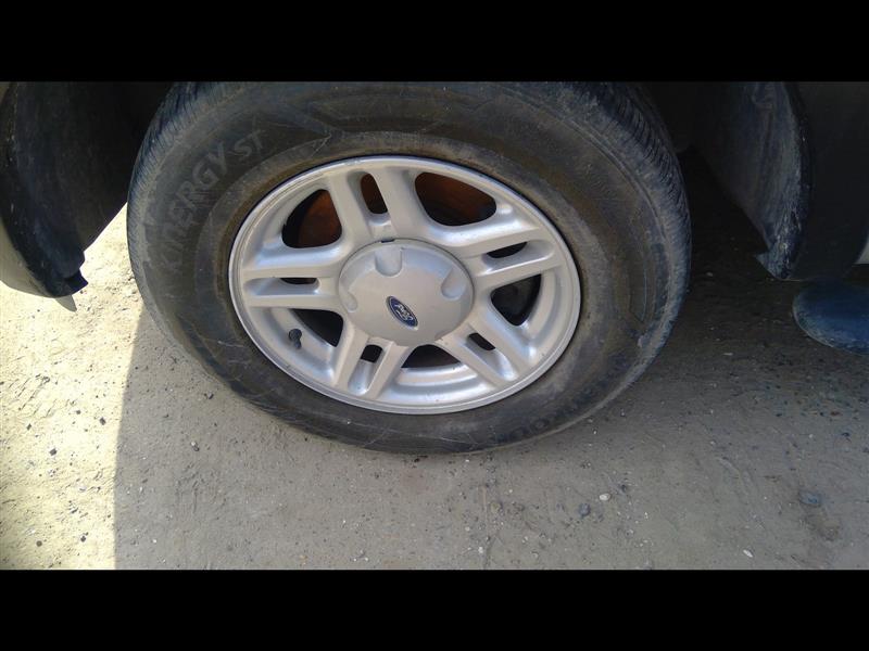 https://f005.backblazeb2.com/file/img-partshotlines-com/Inventory/EX641/Vehicle/22738_12.jpg