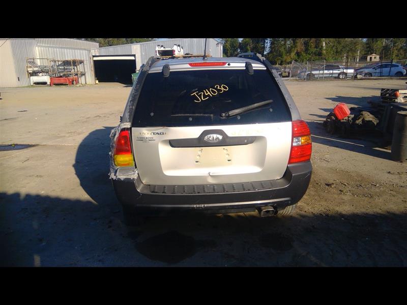https://f005.backblazeb2.com/file/img-partshotlines-com/Inventory/EX641/Vehicle/22746_06.jpg