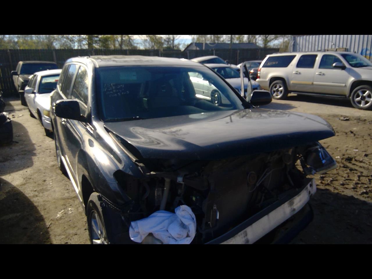 https://f005.backblazeb2.com/file/img-partshotlines-com/Inventory/EX641/Vehicle/22929_04.jpg