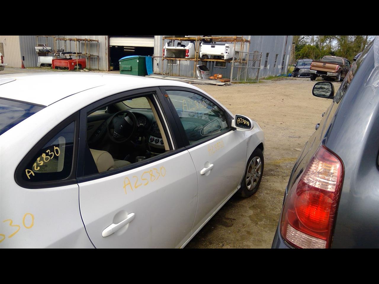 https://f005.backblazeb2.com/file/img-partshotlines-com/Inventory/EX641/Vehicle/22932_10.jpg