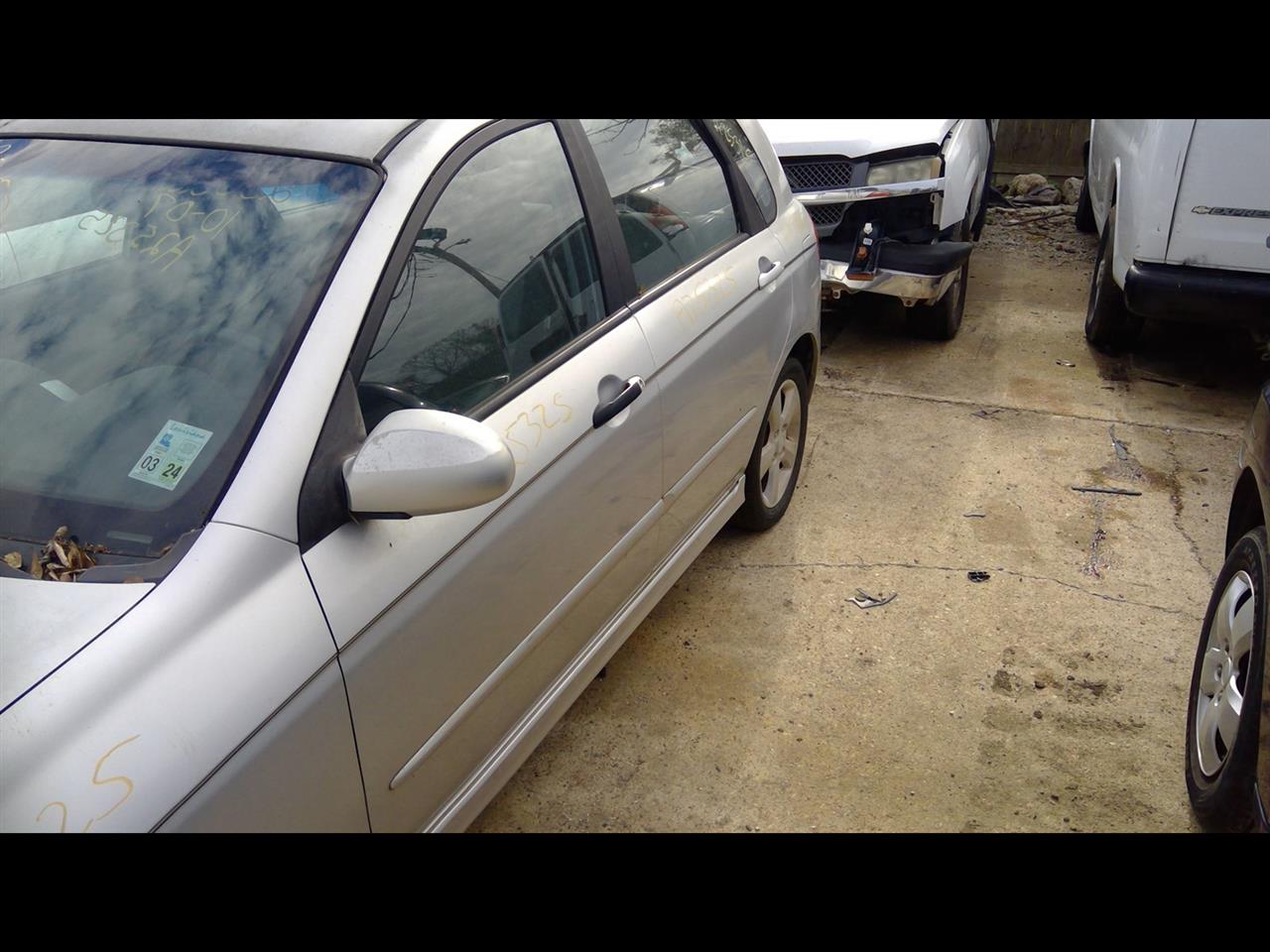 https://f005.backblazeb2.com/file/img-partshotlines-com/Inventory/EX641/Vehicle/22940_06.jpg