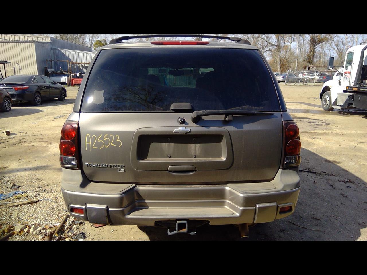 https://f005.backblazeb2.com/file/img-partshotlines-com/Inventory/EX641/Vehicle/22984_09.jpg