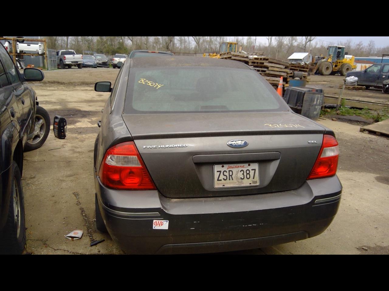 https://f005.backblazeb2.com/file/img-partshotlines-com/Inventory/EX641/Vehicle/22987_08.jpg