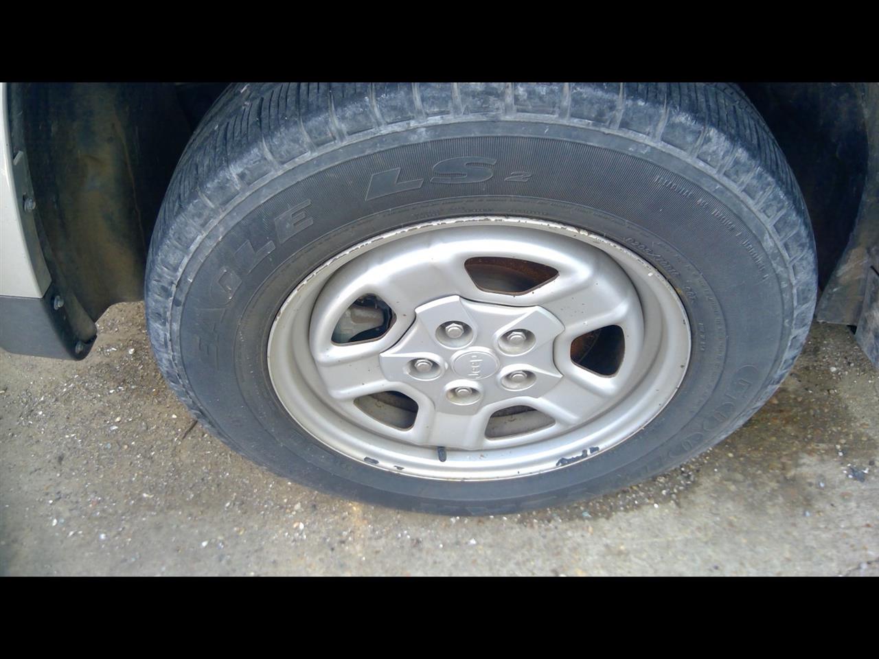https://f005.backblazeb2.com/file/img-partshotlines-com/Inventory/EX641/Vehicle/23104_06.jpg