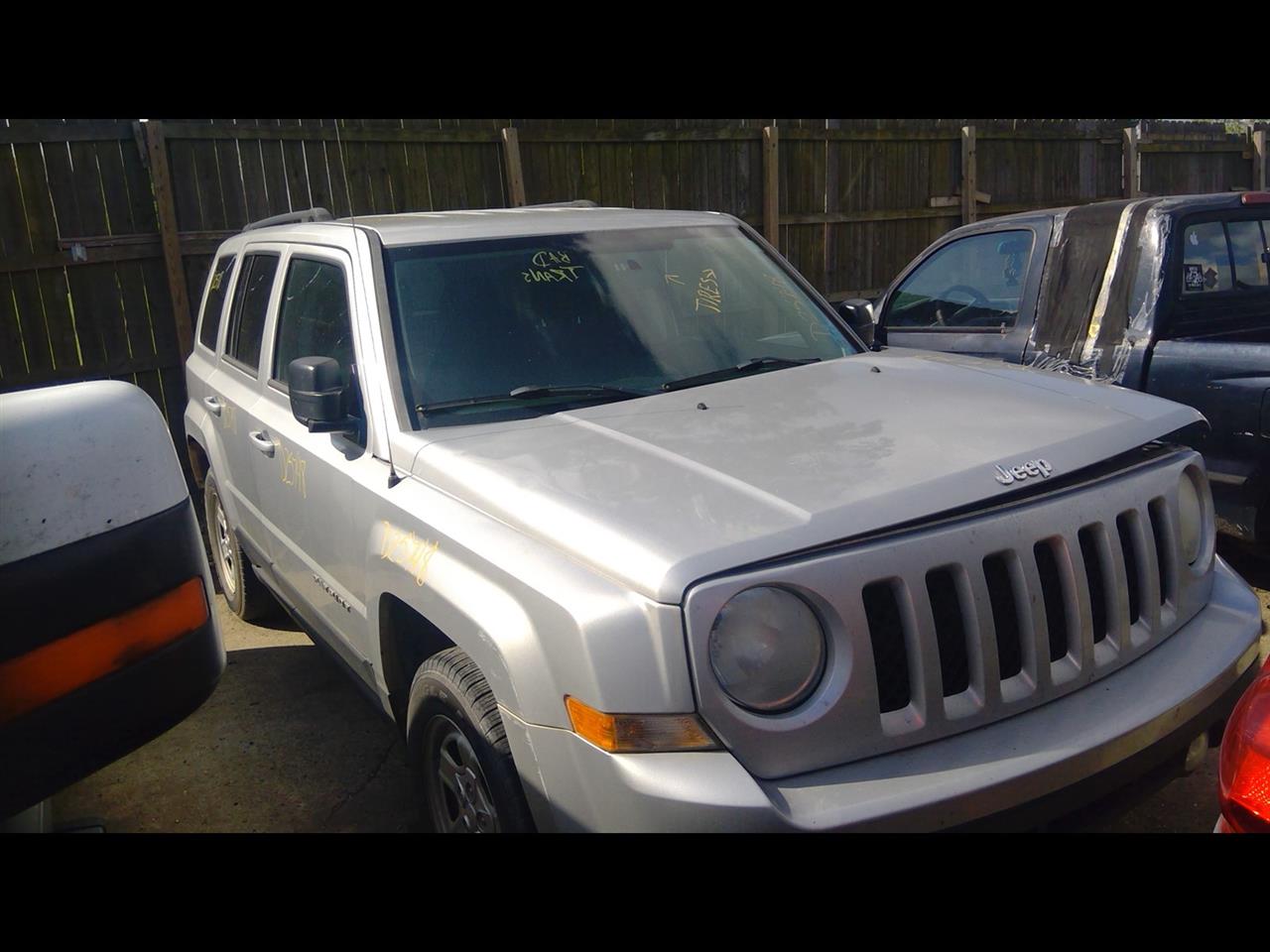 https://f005.backblazeb2.com/file/img-partshotlines-com/Inventory/EX641/Vehicle/23104_12.jpg