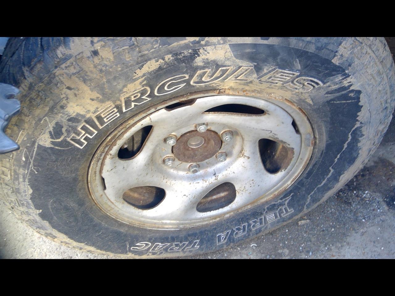 https://f005.backblazeb2.com/file/img-partshotlines-com/Inventory/EX641/Vehicle/23137_04.jpg