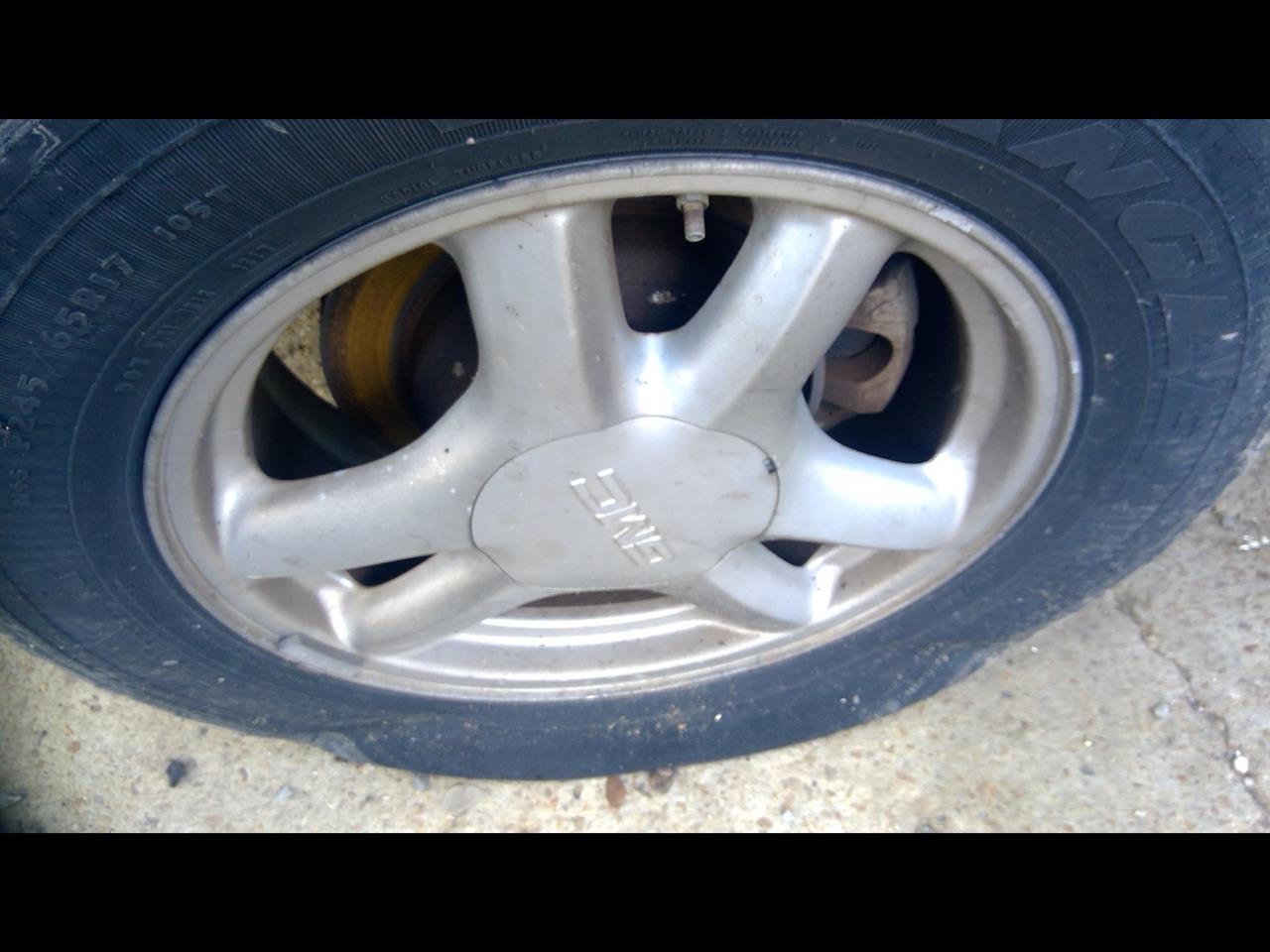 https://f005.backblazeb2.com/file/img-partshotlines-com/Inventory/EX641/Vehicle/23153_07.jpg
