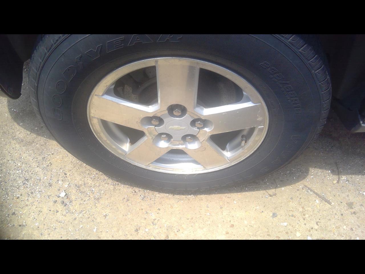 https://f005.backblazeb2.com/file/img-partshotlines-com/Inventory/EX641/Vehicle/23176_06.jpg
