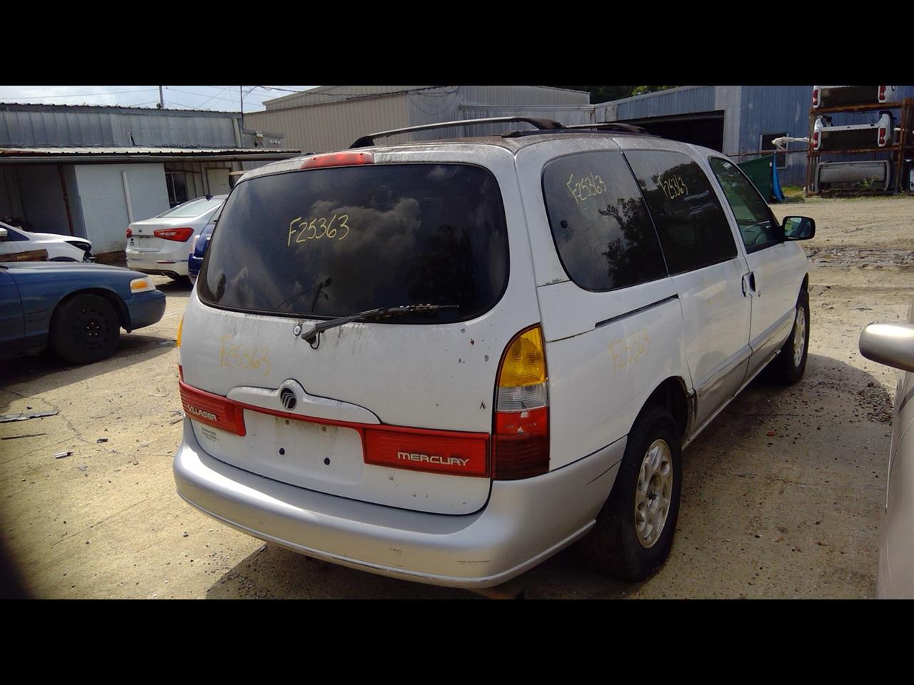 https://f005.backblazeb2.com/file/img-partshotlines-com/Inventory/EX641/Vehicle/23254_09.jpg