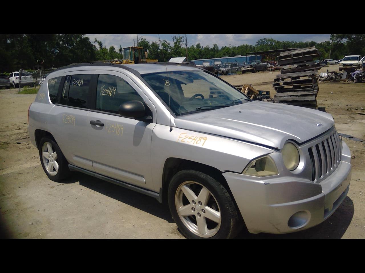 https://f005.backblazeb2.com/file/img-partshotlines-com/Inventory/EX641/Vehicle/23258_11.jpg