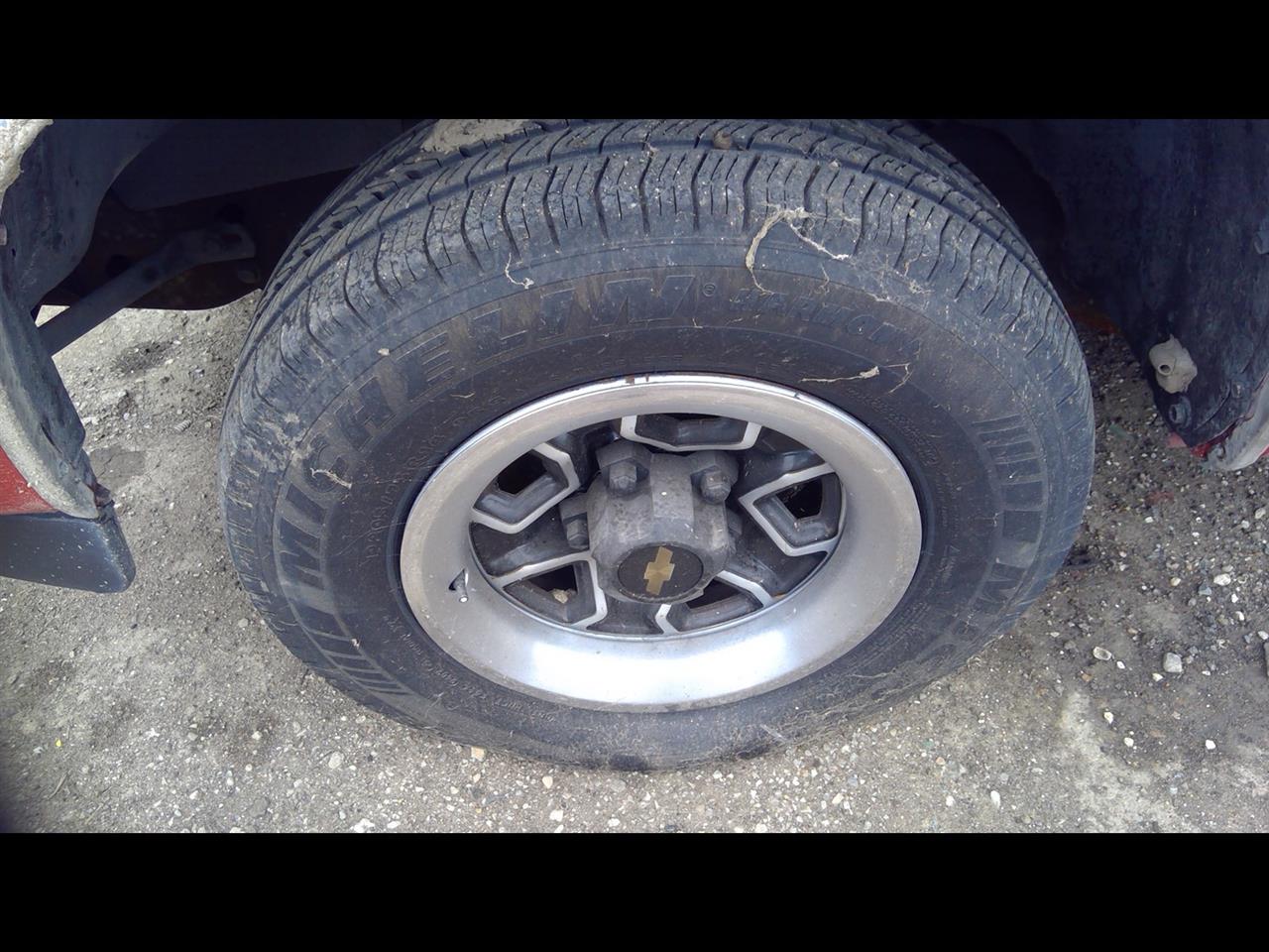 https://f005.backblazeb2.com/file/img-partshotlines-com/Inventory/EX641/Vehicle/23510_06.jpg