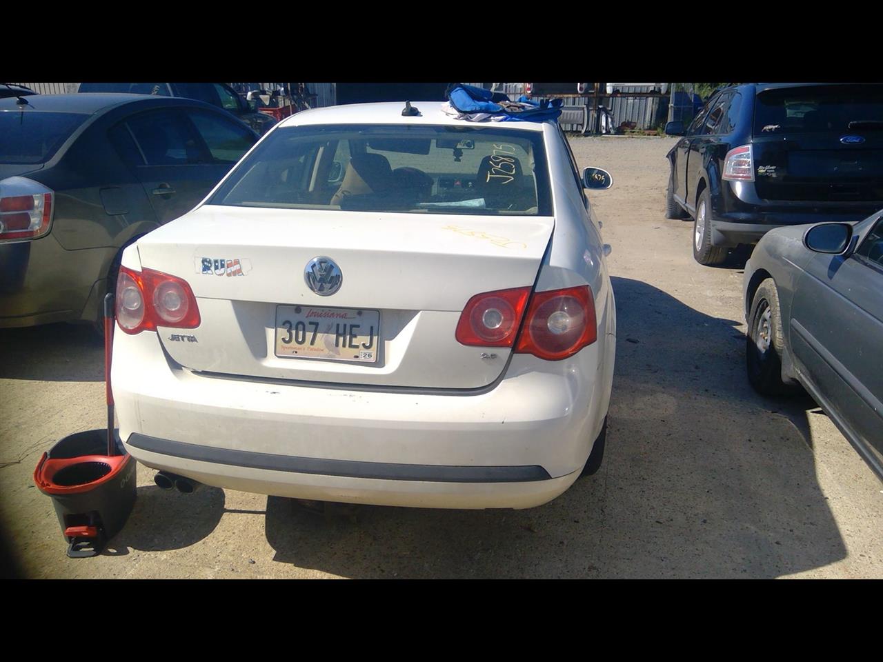 https://f005.backblazeb2.com/file/img-partshotlines-com/Inventory/EX641/Vehicle/23545_08.jpg