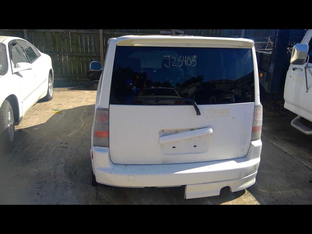 https://f005.backblazeb2.com/file/img-partshotlines-com/Inventory/EX641/Vehicle/23548_09.jpg