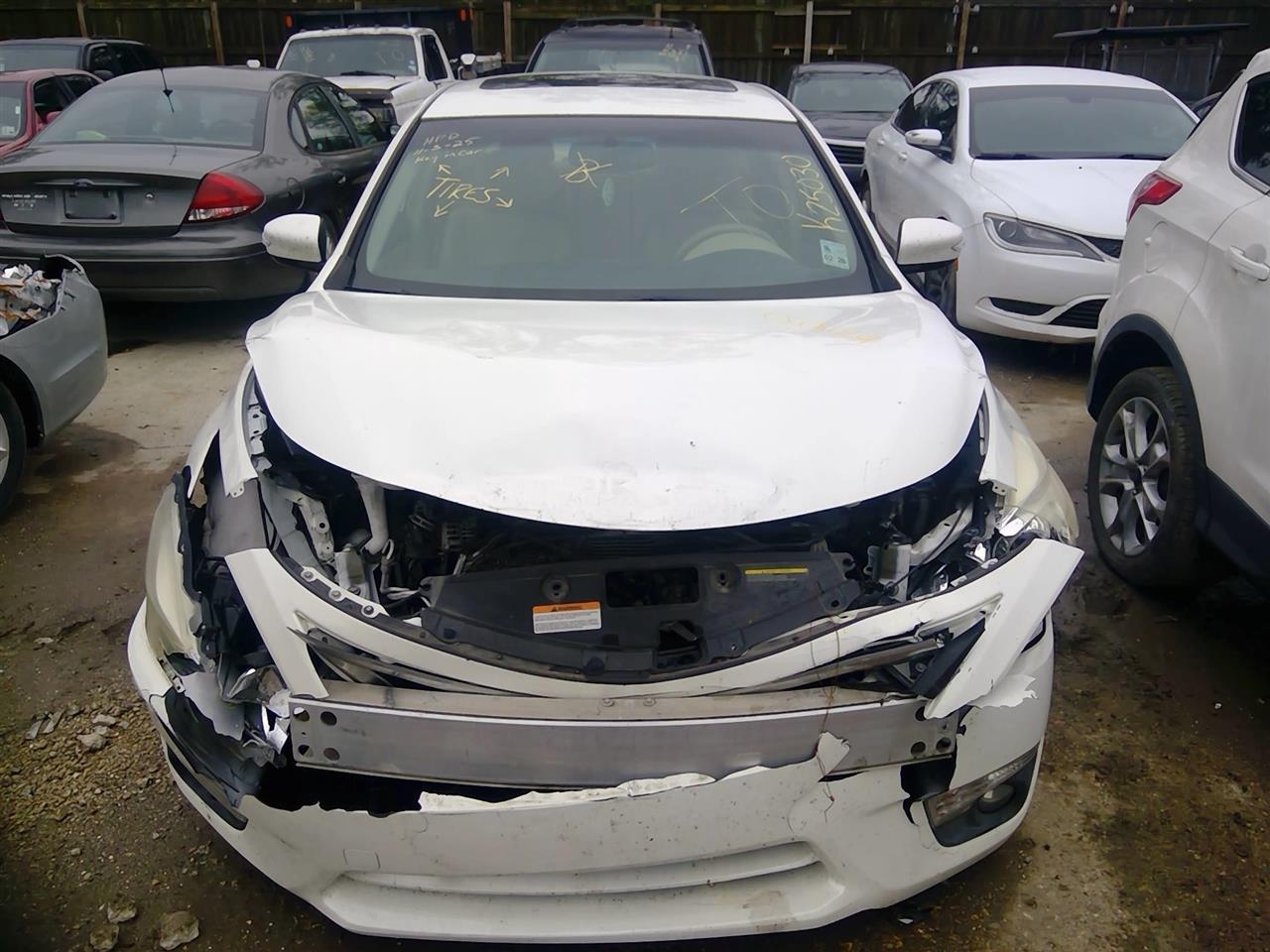 https://f005.backblazeb2.com/file/img-partshotlines-com/Inventory/EX641/Vehicle/23659_08.jpg