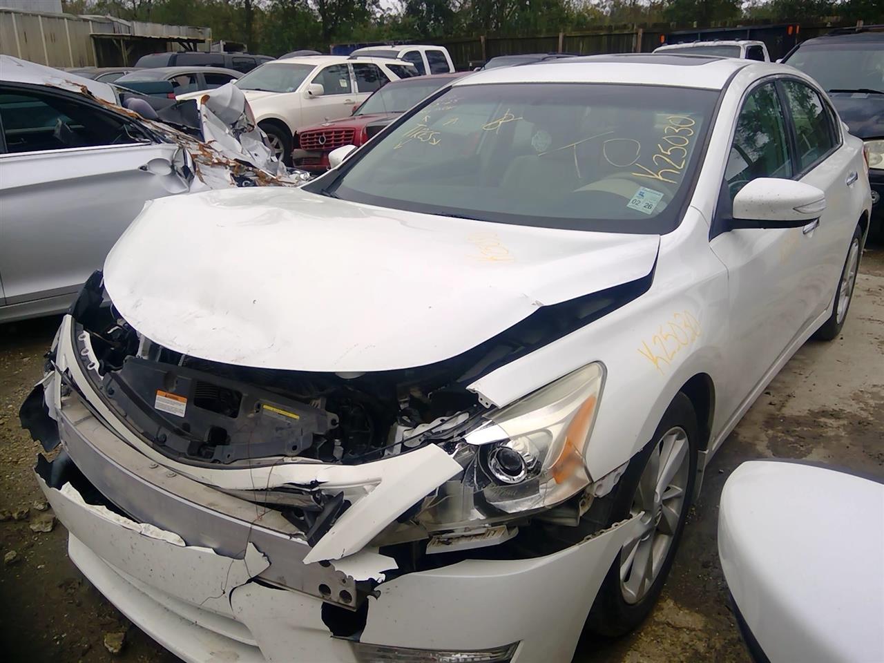 https://f005.backblazeb2.com/file/img-partshotlines-com/Inventory/EX641/Vehicle/23659_09.jpg