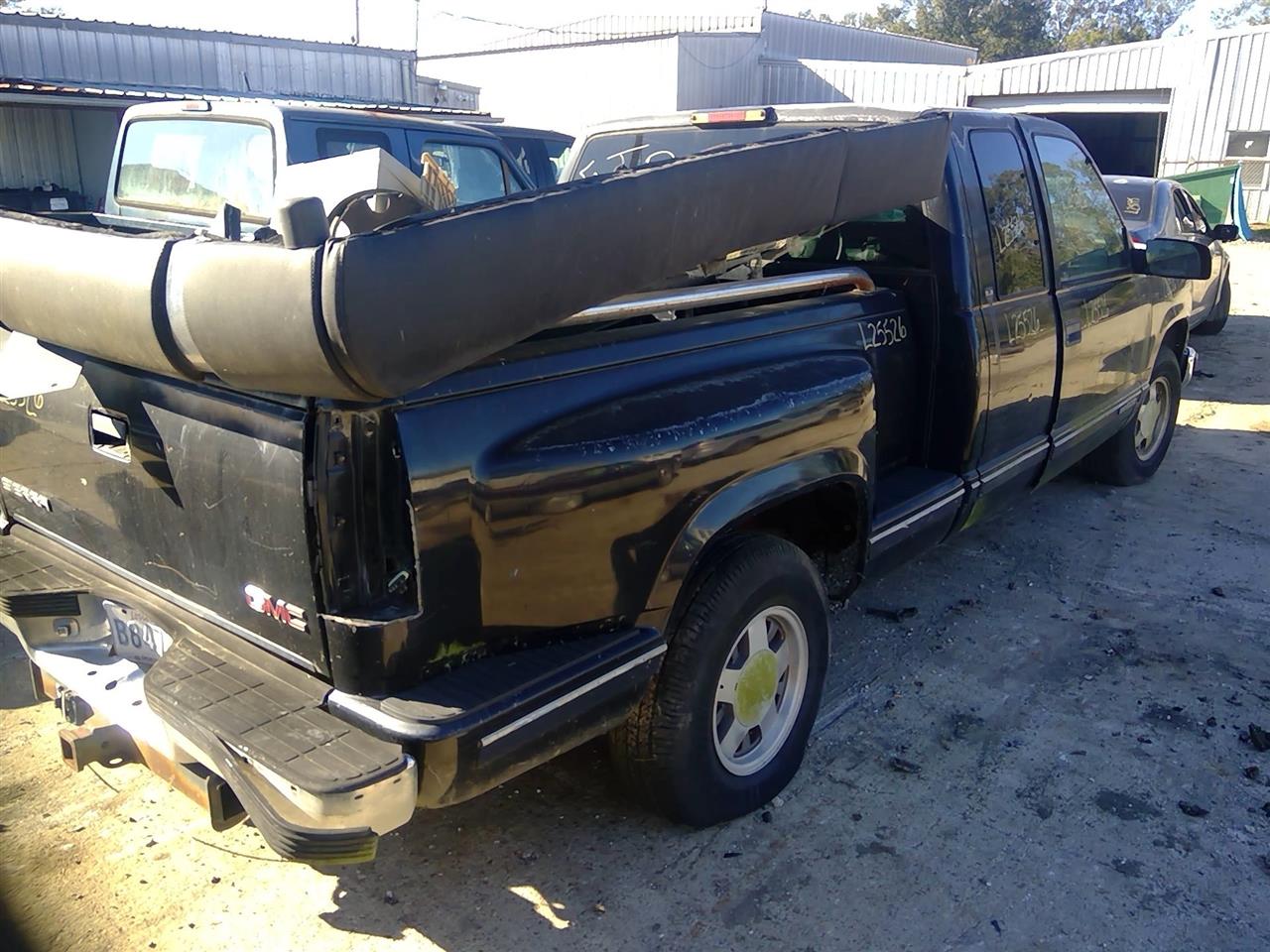 https://f005.backblazeb2.com/file/img-partshotlines-com/Inventory/EX641/Vehicle/23672_07.jpg