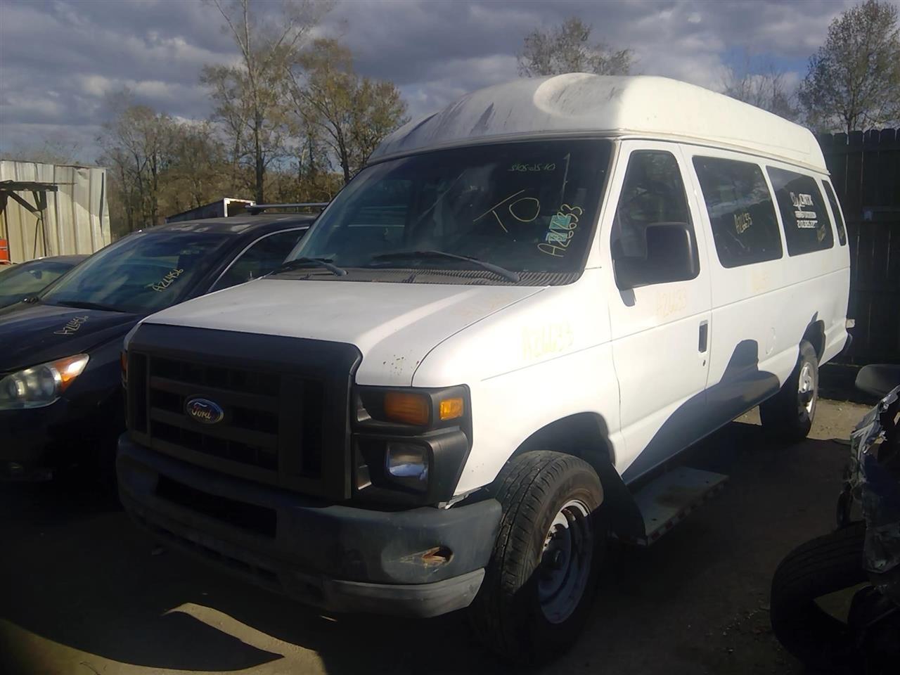 https://f005.backblazeb2.com/file/img-partshotlines-com/Inventory/EX641/Vehicle/23741_04.jpg