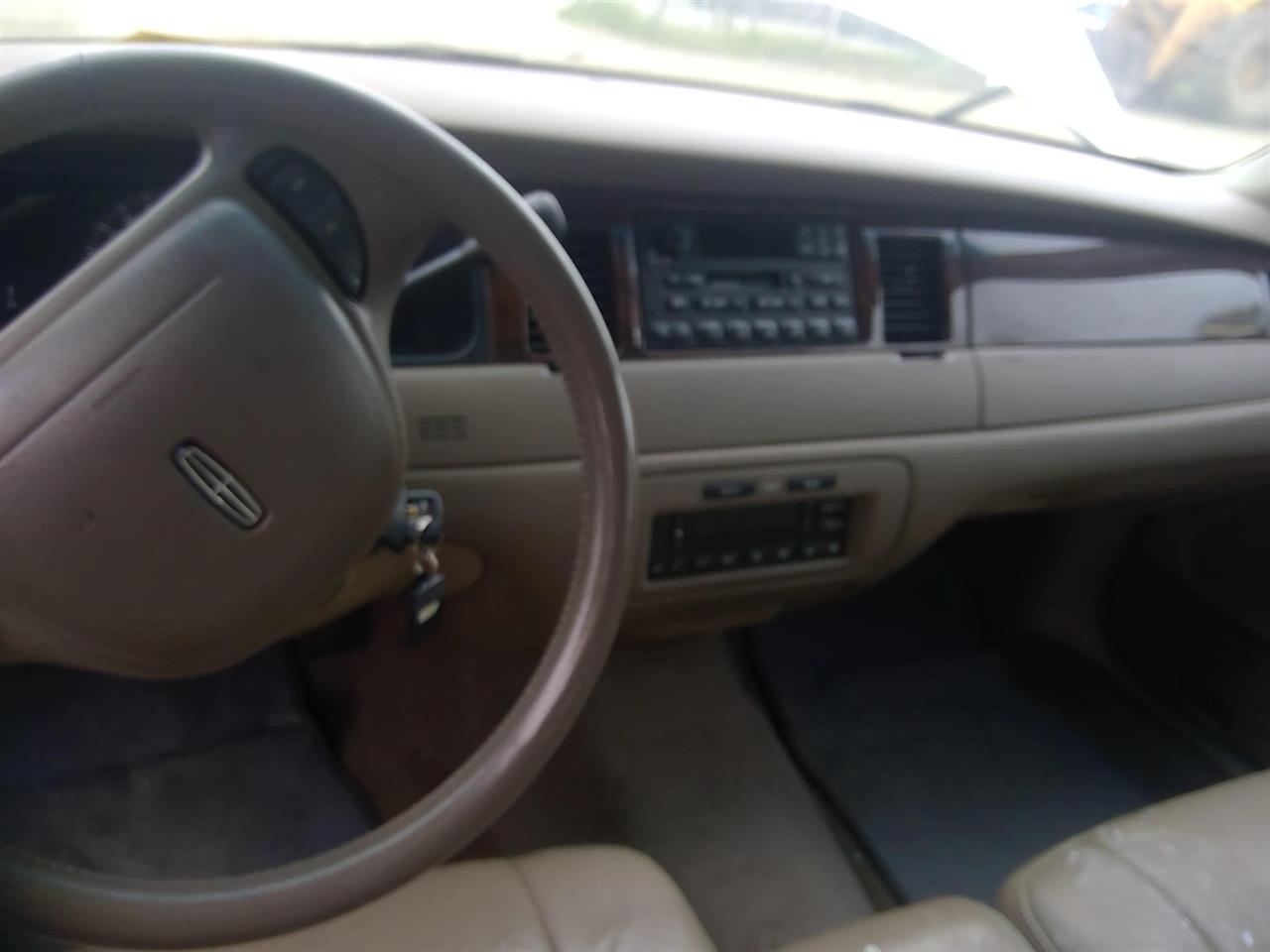 https://f005.backblazeb2.com/file/img-partshotlines-com/Inventory/EX641/Vehicle/23829_02.jpg