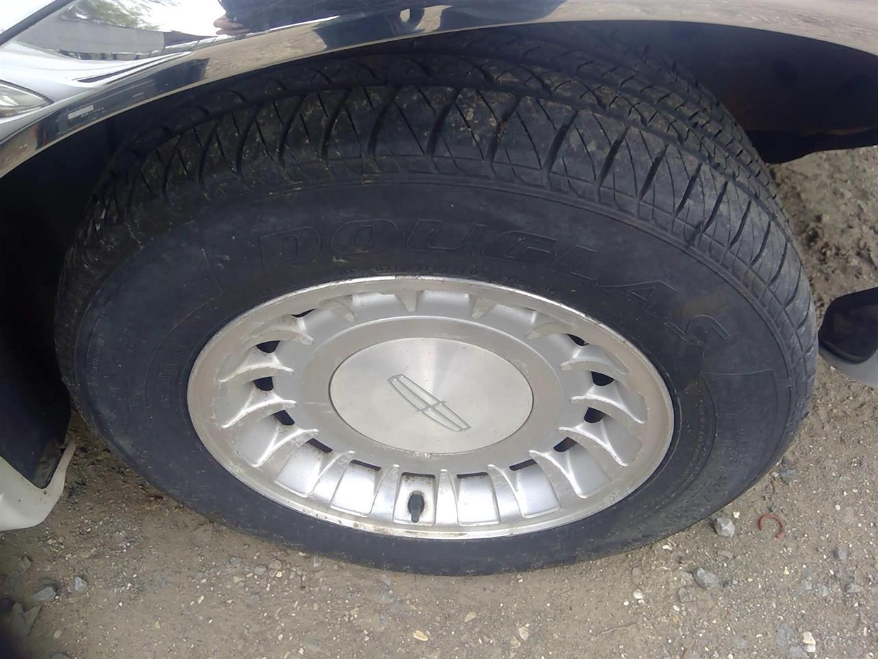 https://f005.backblazeb2.com/file/img-partshotlines-com/Inventory/EX641/Vehicle/23829_11.jpg