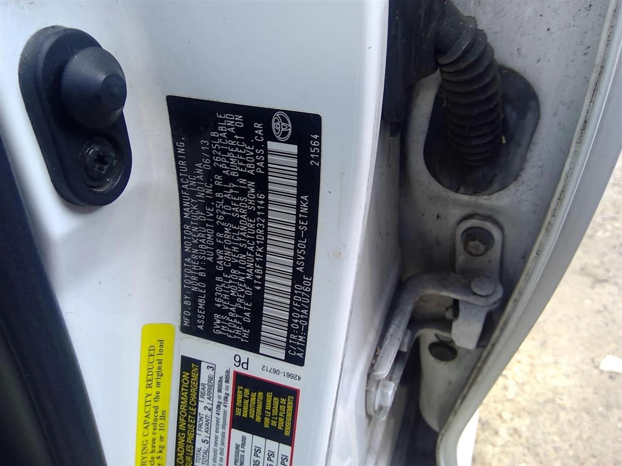 https://f005.backblazeb2.com/file/img-partshotlines-com/Inventory/EX641/Vehicle/23860_01.jpg