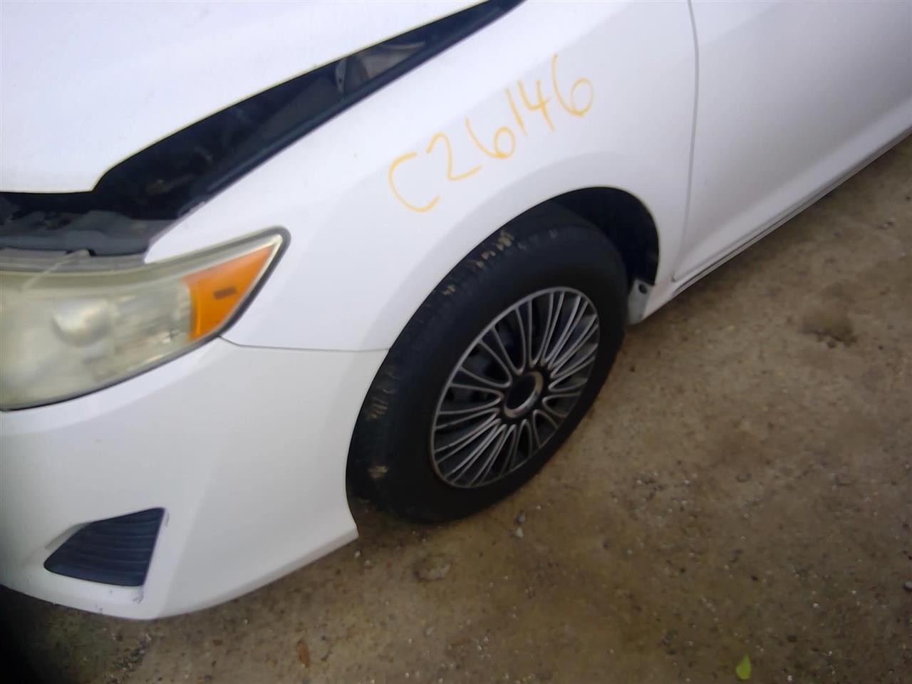 https://f005.backblazeb2.com/file/img-partshotlines-com/Inventory/EX641/Vehicle/23860_06.jpg
