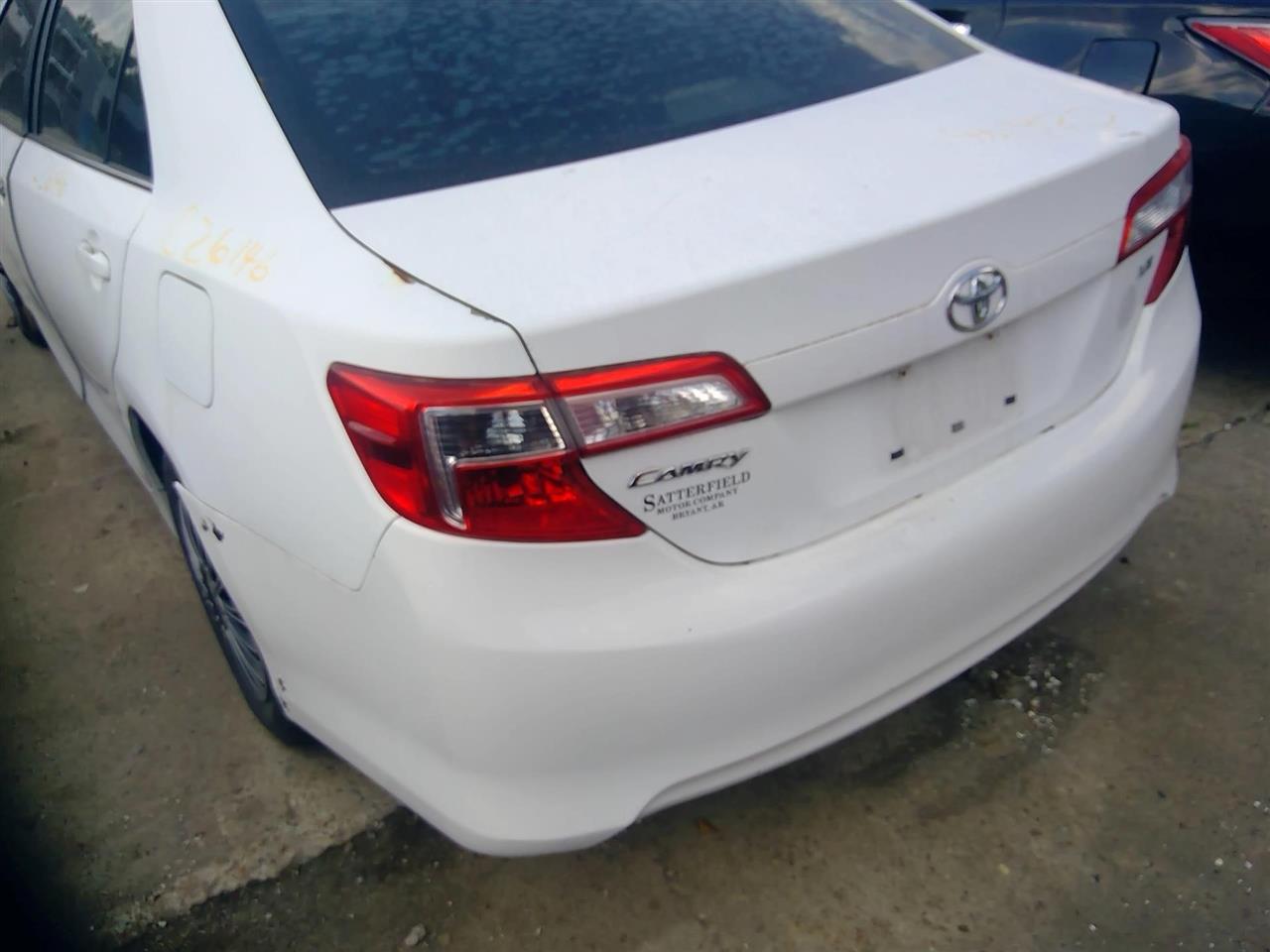 https://f005.backblazeb2.com/file/img-partshotlines-com/Inventory/EX641/Vehicle/23860_10.jpg