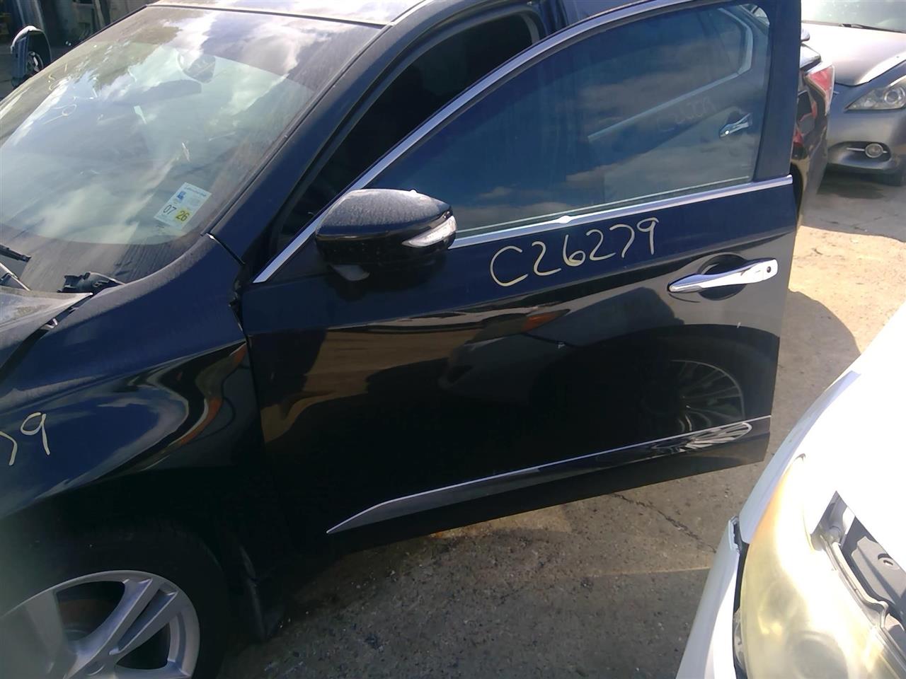 https://f005.backblazeb2.com/file/img-partshotlines-com/Inventory/EX641/Vehicle/23864_09.jpg