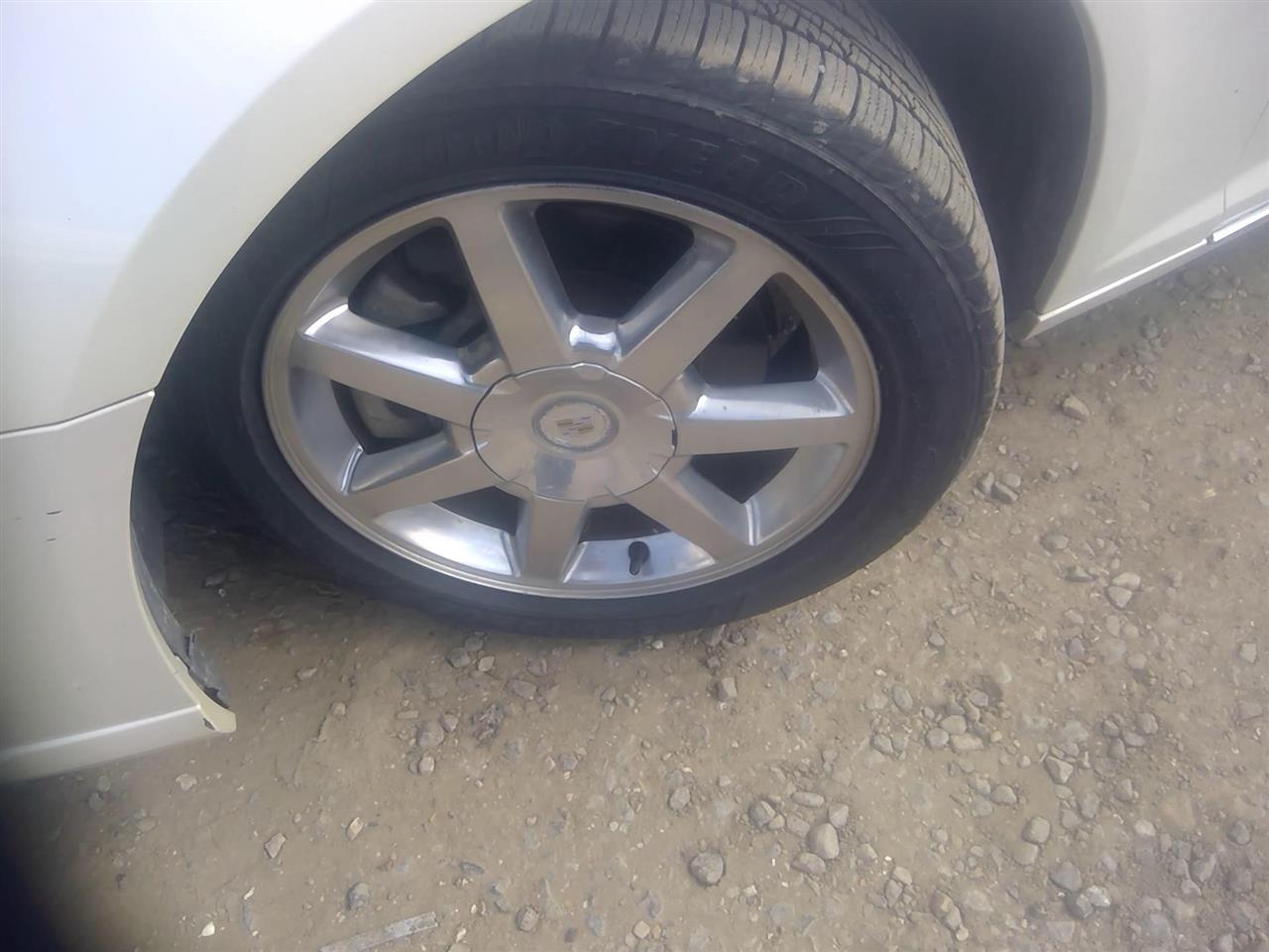 https://f005.backblazeb2.com/file/img-partshotlines-com/Inventory/EX641/Vehicle/23929_07.jpg