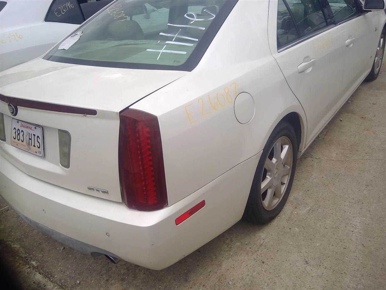 https://f005.backblazeb2.com/file/img-partshotlines-com/Inventory/EX641/Vehicle/23952_10.jpg