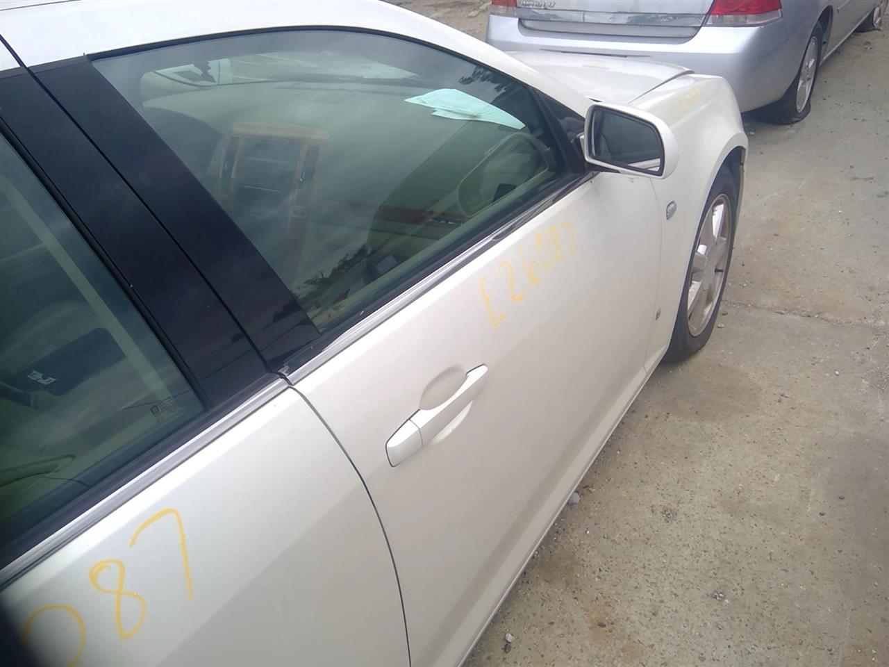 https://f005.backblazeb2.com/file/img-partshotlines-com/Inventory/EX641/Vehicle/23952_12.jpg