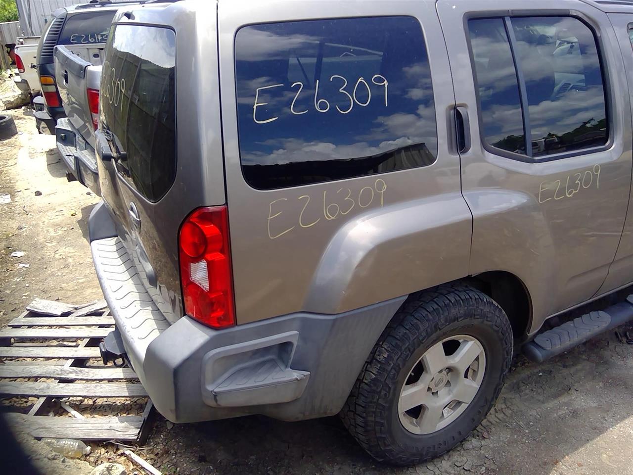https://f005.backblazeb2.com/file/img-partshotlines-com/Inventory/EX641/Vehicle/24005_12.jpg