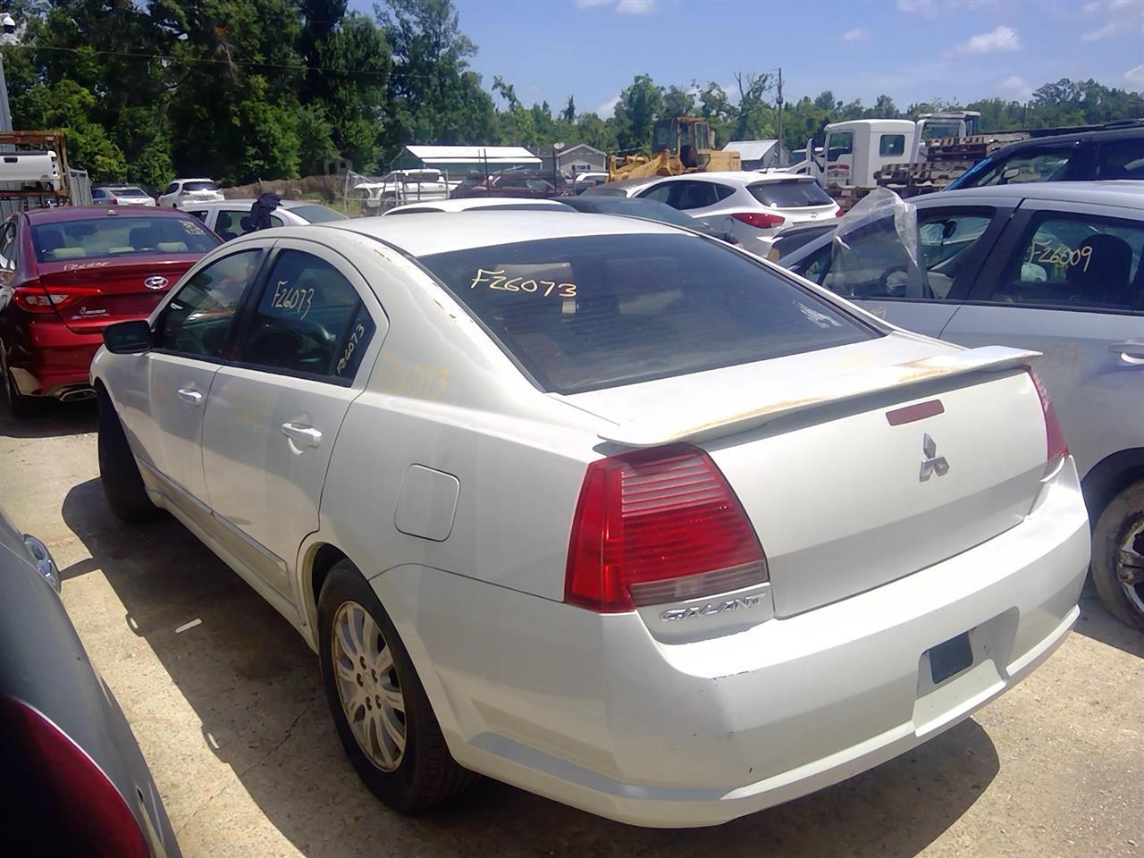 https://f005.backblazeb2.com/file/img-partshotlines-com/Inventory/EX641/Vehicle/24062_08.jpg